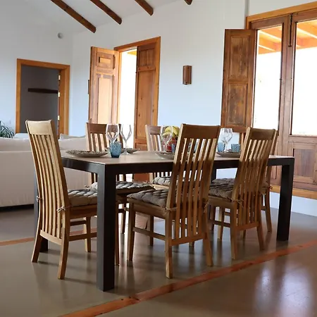 Villa Embeleso -